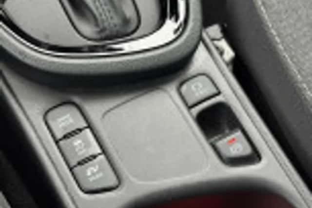 Toyota Yaris Cross (2025) thumbnail 50
