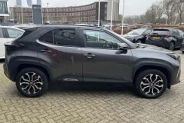 Toyota Yaris Cross (2025) thumbnail 6
