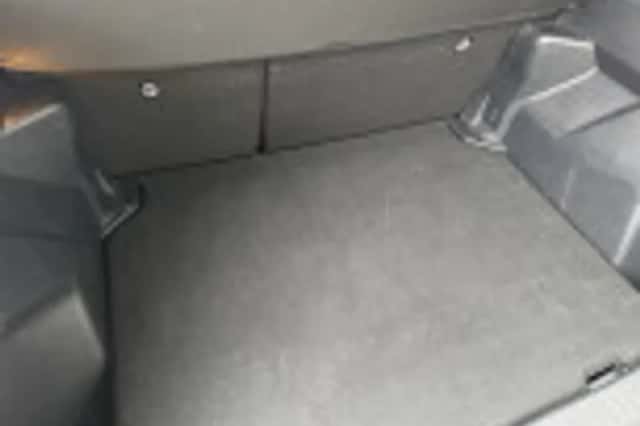 Toyota Yaris Cross (2025) thumbnail 53