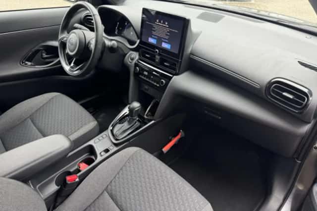Toyota Yaris Cross (2025) thumbnail 63