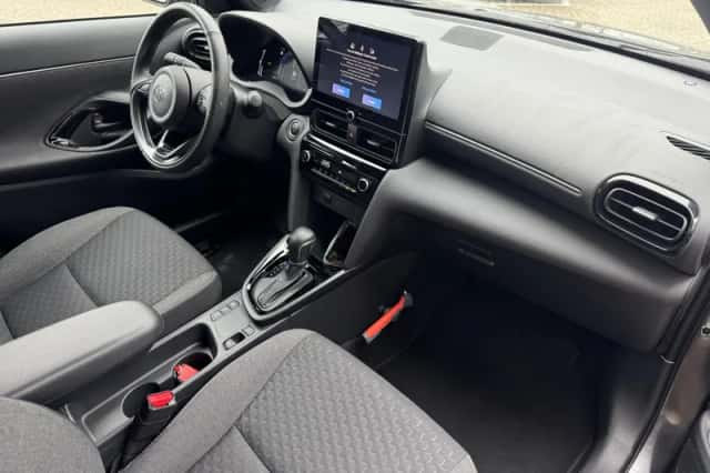 Toyota Yaris Cross (2025) thumbnail 10