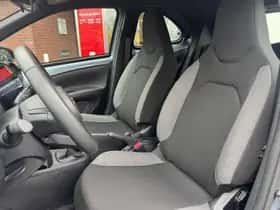 Toyota Aygo X (2025) thumbnail 13