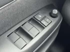 Toyota Yaris Cross (2024) thumbnail 47