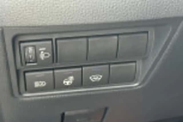 Toyota Yaris Cross (2024) thumbnail 48