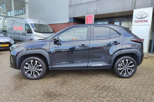 Toyota Yaris Cross (2024) thumbnail 71
