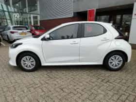 Toyota Yaris (2026) thumbnail 5