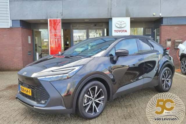 Toyota C hr (2024) thumbnail 1