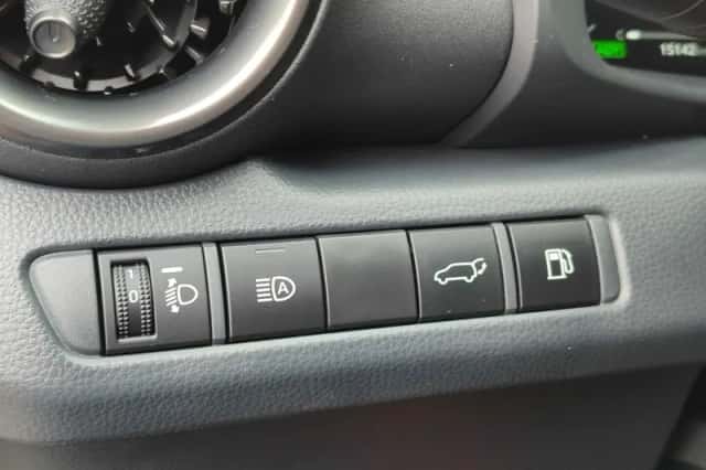 Toyota C hr (2024) thumbnail 20