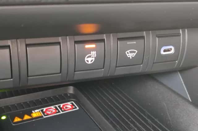 Toyota C hr (2024) thumbnail 34