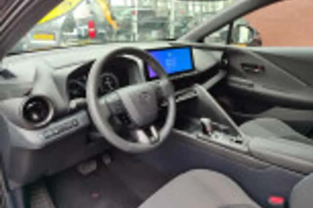 Toyota C hr (2024) thumbnail 53