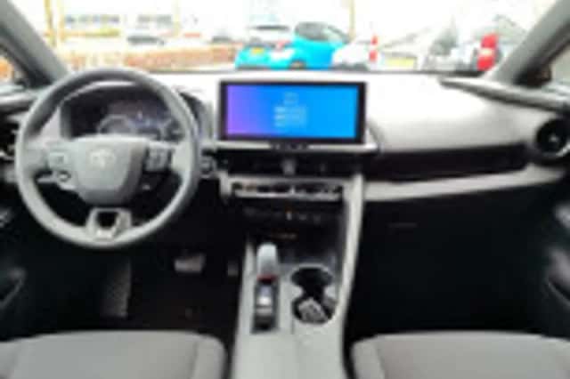 Toyota C hr (2024) thumbnail 57