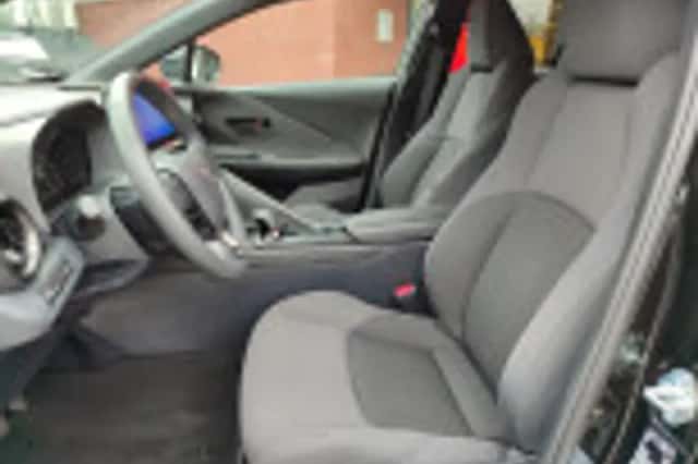 Toyota C hr (2024) thumbnail 58