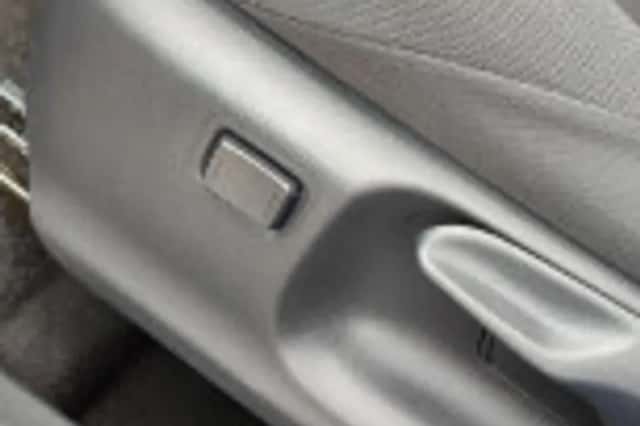 Toyota C hr (2024) thumbnail 60