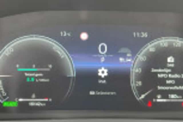 Toyota C hr (2024) thumbnail 74
