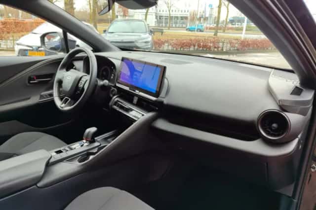 Toyota C hr (2024) thumbnail 96