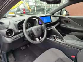 Toyota C hr (2024) thumbnail 98