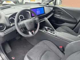 Toyota C hr (2026) thumbnail 2