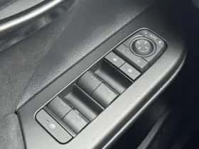Toyota C hr (2026) thumbnail 17