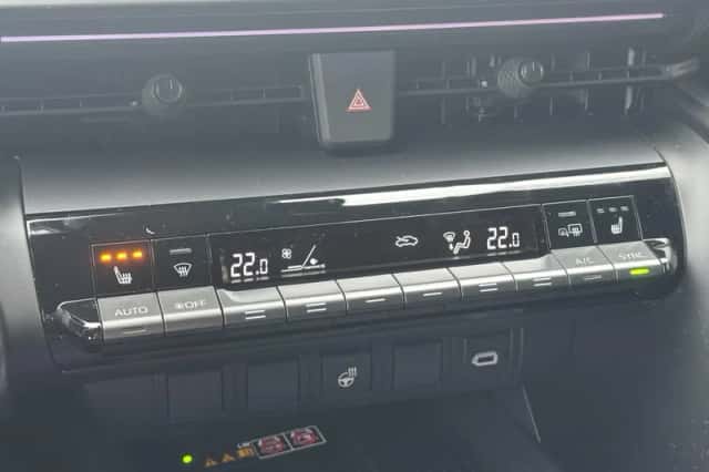 Toyota C hr (2026) thumbnail 26