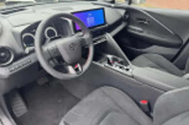 Toyota C hr (2026) thumbnail 36