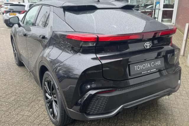 Toyota C hr (2026) thumbnail 9