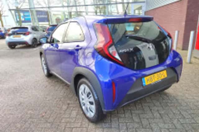 Toyota Aygo X (2025) thumbnail 3