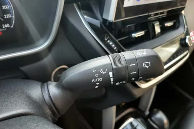 Toyota Corolla (2023) thumbnail 25