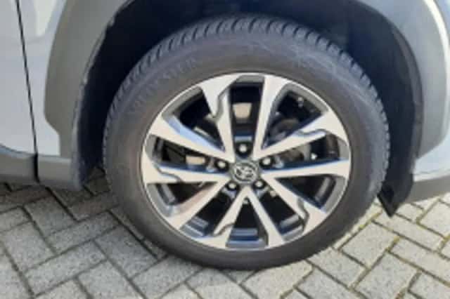 Toyota Corolla (2023) thumbnail 6