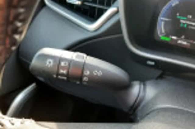Toyota Corolla (2023) thumbnail 57