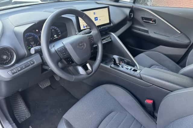 Toyota C hr (2025) thumbnail 13