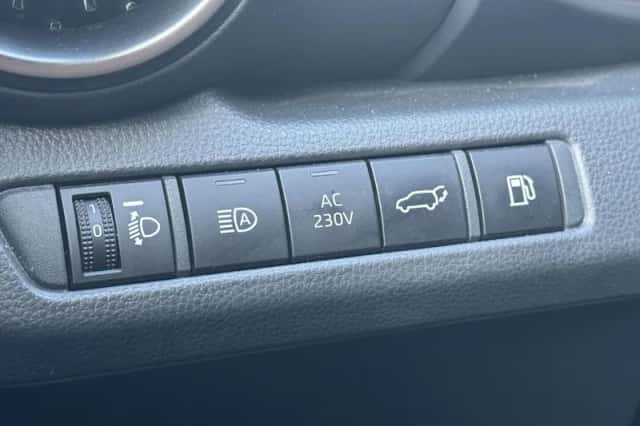 Toyota C hr (2025) thumbnail 23