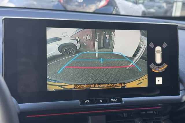 Toyota C hr (2025) thumbnail 27