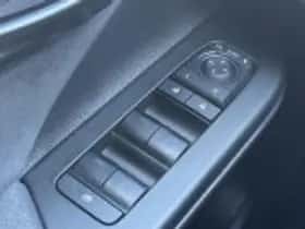 Toyota C hr (2025) thumbnail 45