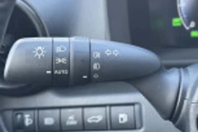 Toyota C hr (2025) thumbnail 49