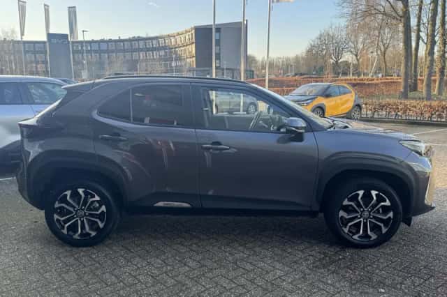 Toyota Yaris Cross (2025) thumbnail 12