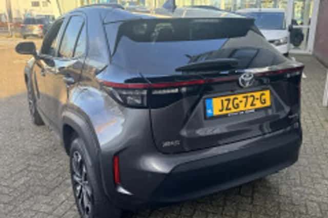 Toyota Yaris Cross (2025) thumbnail 3