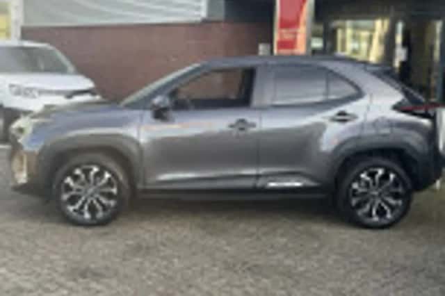 Toyota Yaris Cross (2025) thumbnail 36