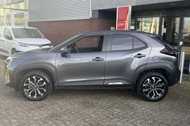 Toyota Yaris Cross (2025) thumbnail 11