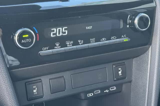 Toyota Yaris Cross (2025) thumbnail 27