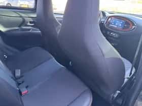 Toyota Aygo X (2022) thumbnail 15