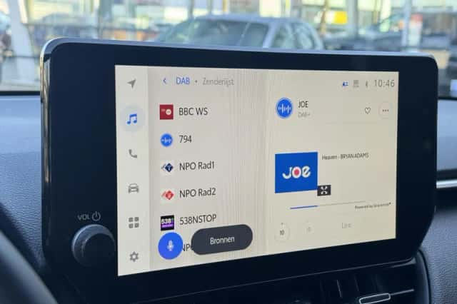 Toyota RAV4 (2024) thumbnail 24