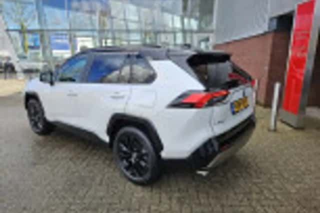 Toyota RAV4 (2024) thumbnail 38