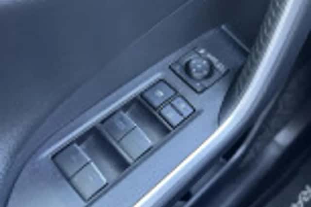 Toyota RAV4 (2024) thumbnail 46