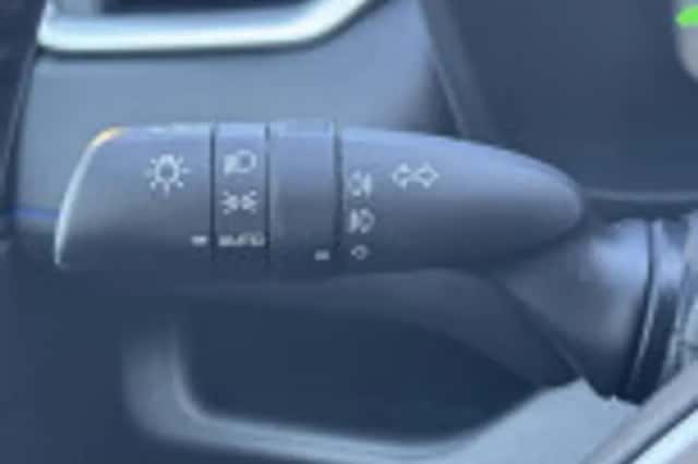 Toyota RAV4 (2024) thumbnail 48