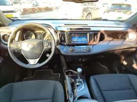 Toyota RAV4 (2018) thumbnail 13