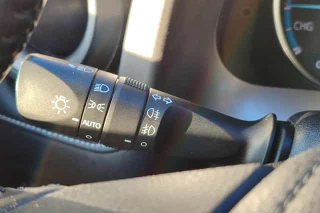 Toyota RAV4 (2018) thumbnail 22