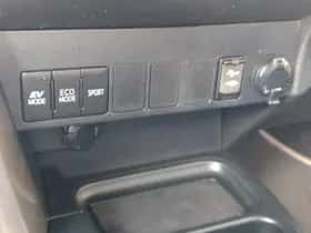 Toyota RAV4 (2018) thumbnail 31