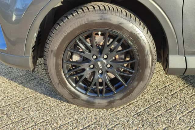 Toyota RAV4 (2018) thumbnail 37