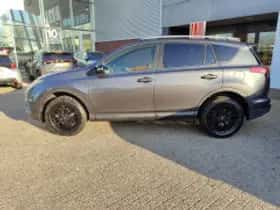 Toyota RAV4 (2018) thumbnail 5