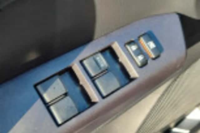 Toyota RAV4 (2018) thumbnail 52